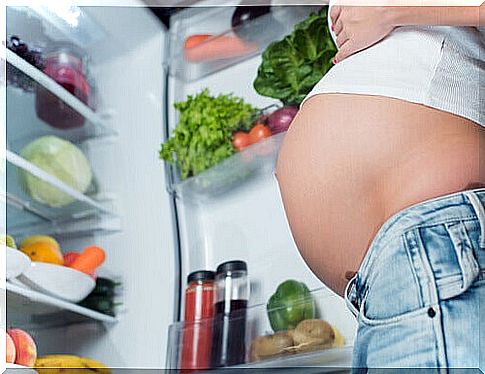 4 reasons to eat your fill during pregnancy