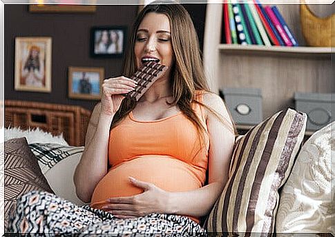 chocolate influences the movements of the fetus 