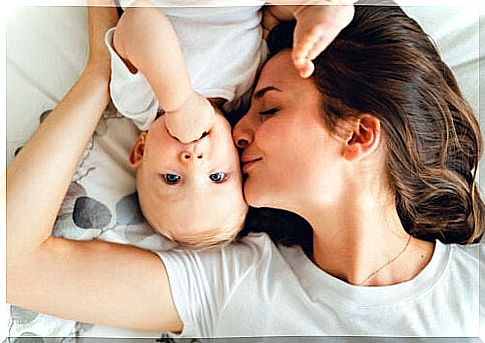 How to stimulate the hormones of happiness to enjoy motherhood