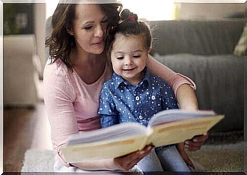 It is essential to familiarize your child with storytelling